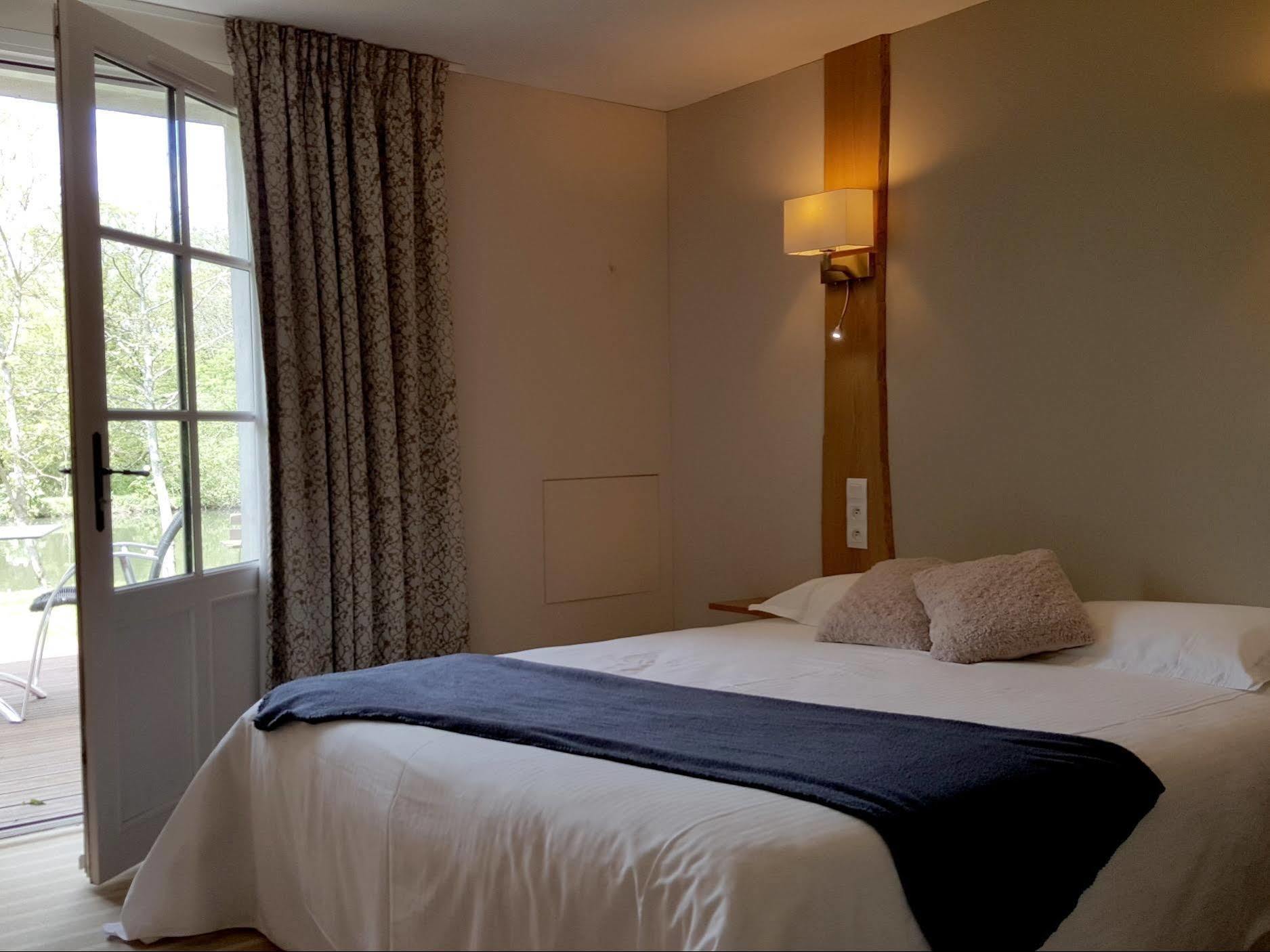 Logis Auberge De La Riviere Les Velluire-sur-Vendee Εξωτερικό φωτογραφία